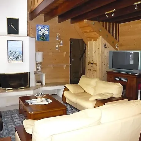 10 Pers Avec Piscine Privee Et Acces Tennis *