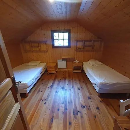 10 Pers Avec Piscine Privee Et Acces Tennis